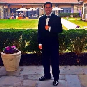 Meet your Posher, Efi